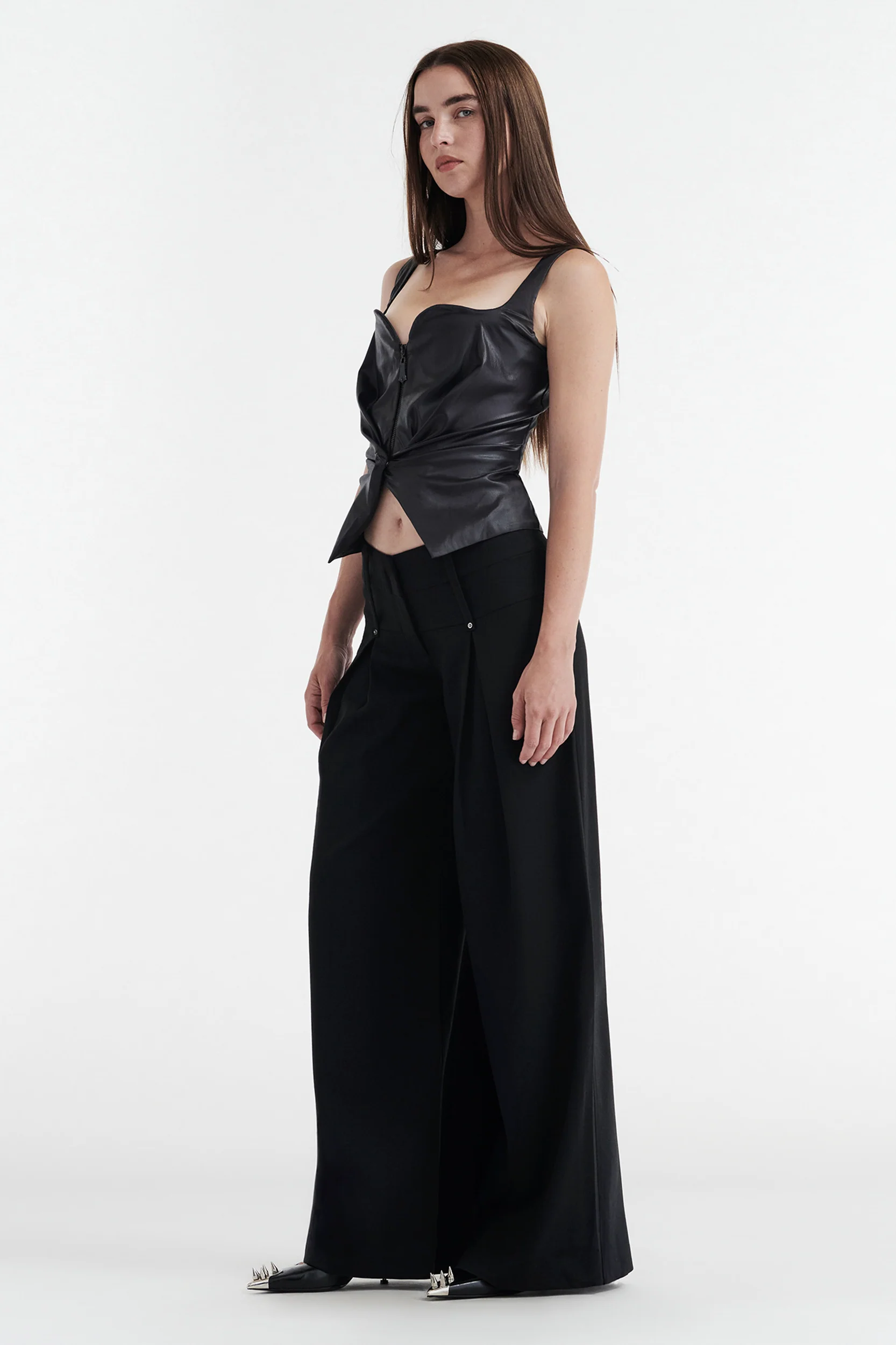 CHARLOTTE WIDE LEG PLEAT PANT - BLACK - Image 2