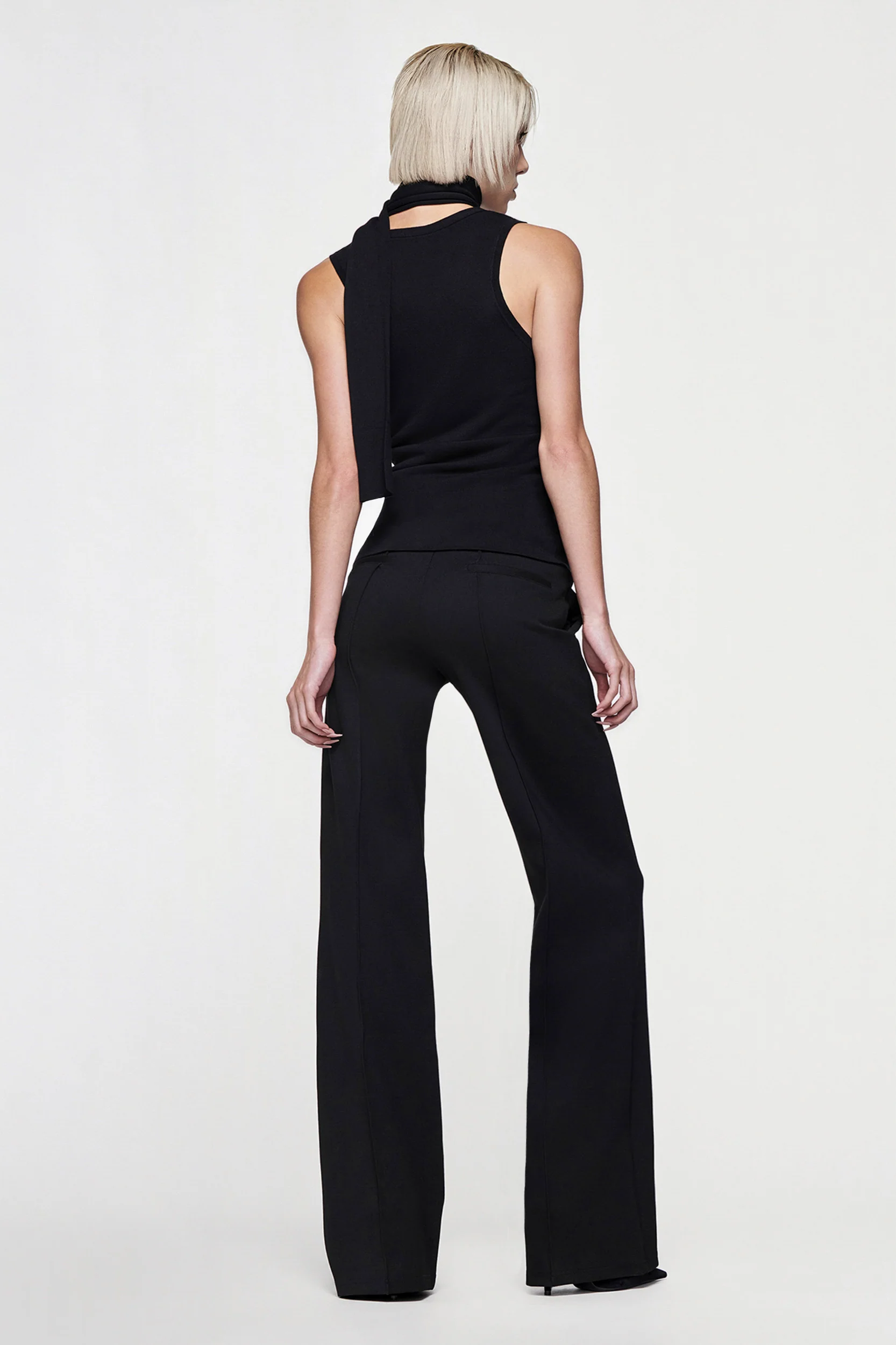 LILY SLEEVELESS KNIT BUTTON UP TOP - BLACK - Image 4