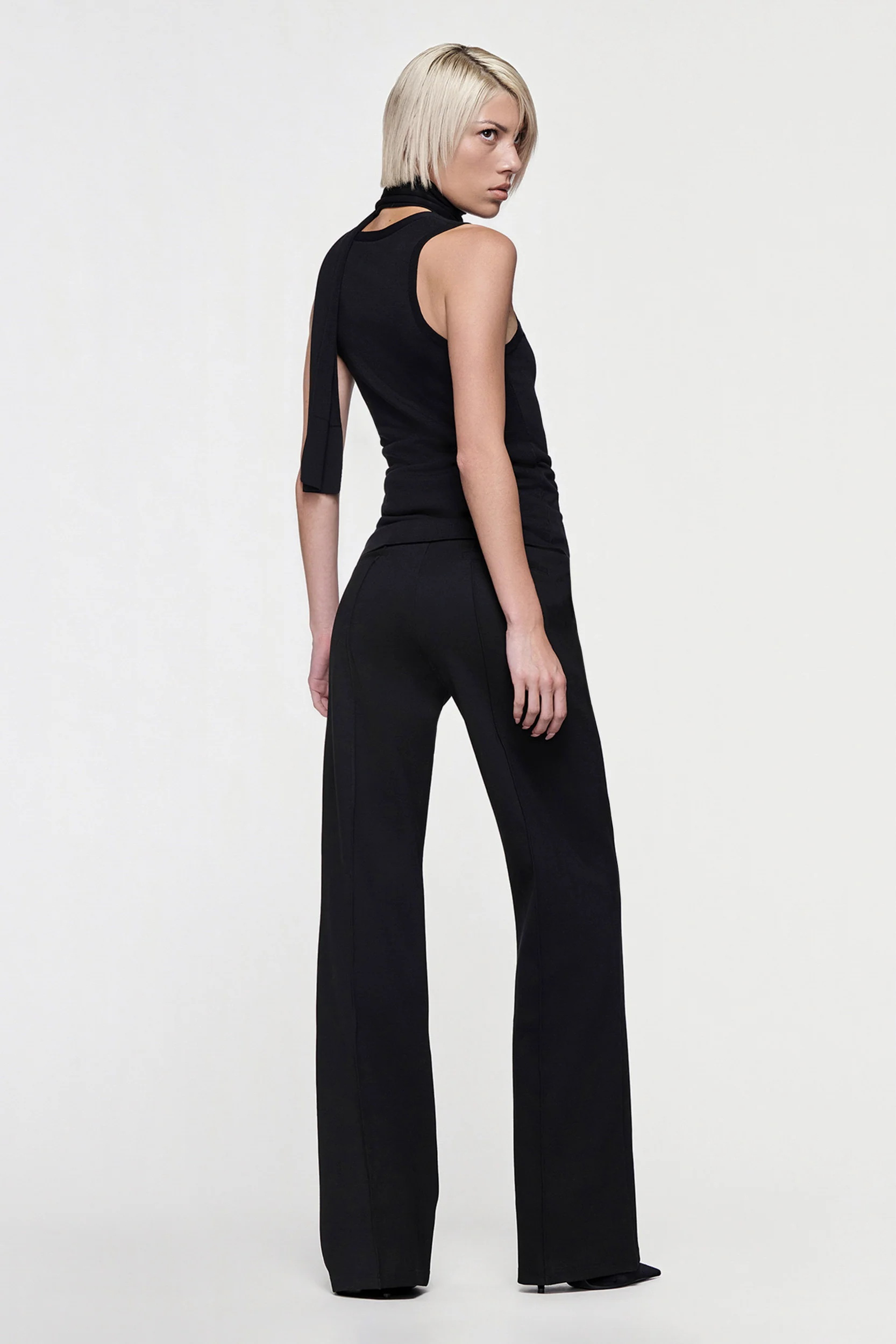 LILY SLEEVELESS KNIT BUTTON UP TOP - BLACK - Image 5
