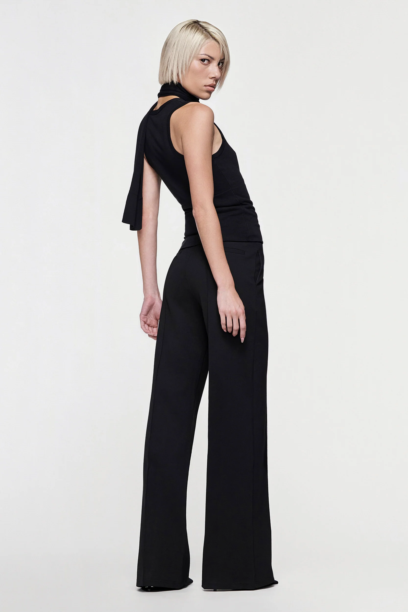 LILY SLEEVELESS KNIT BUTTON UP TOP - BLACK - Image 6